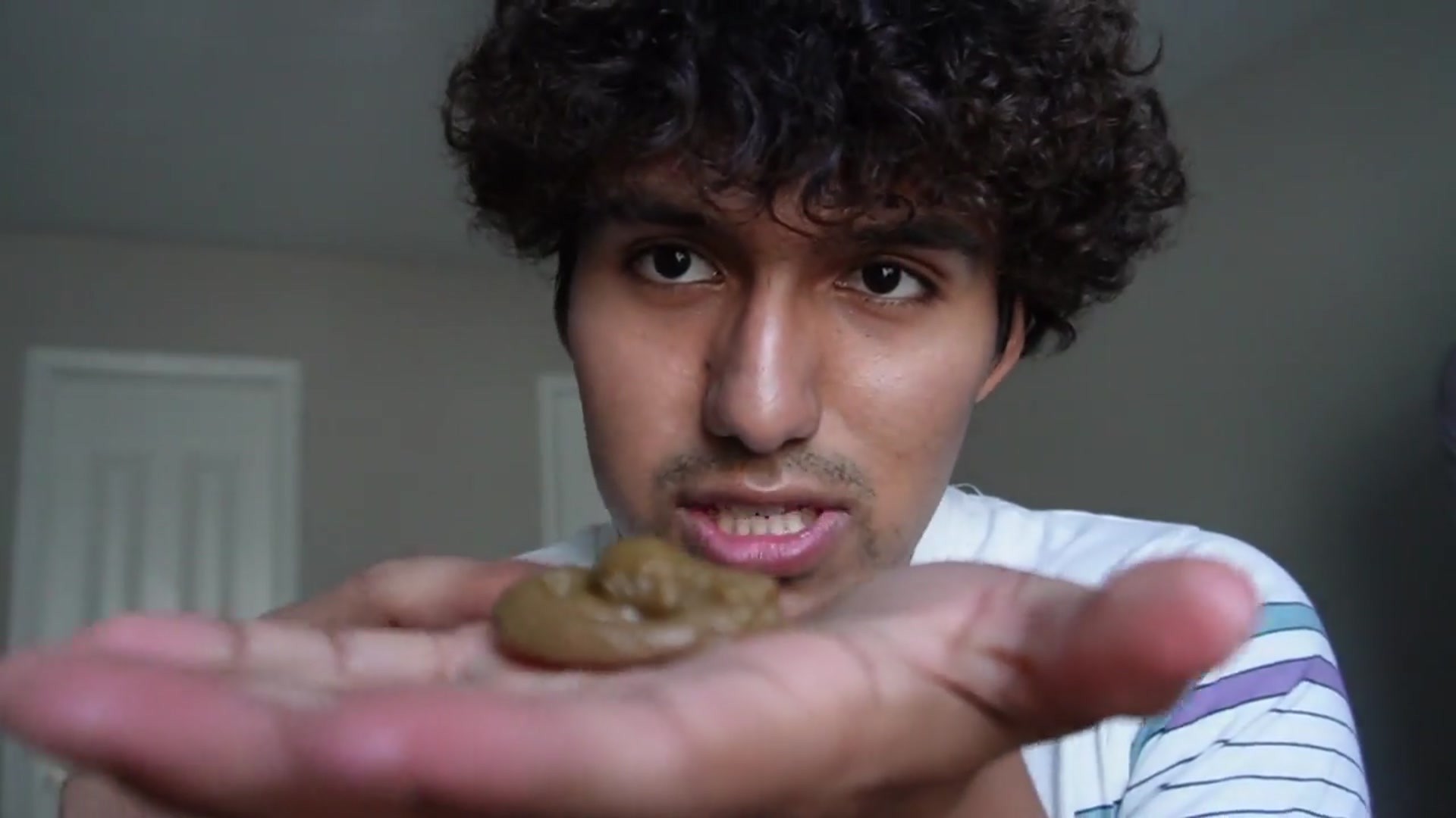 'Video thumbnail for Boao 8 Pieces Fake Poop Review'