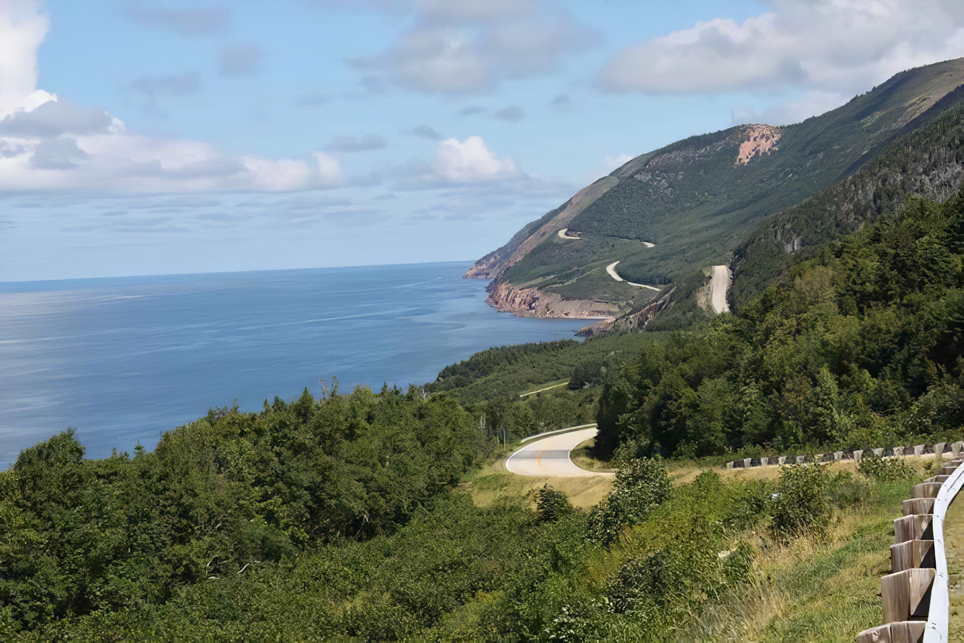 'Video thumbnail for Cabot Trail Roadtrip - Eine der schönsten Strecken in Ostkanada'