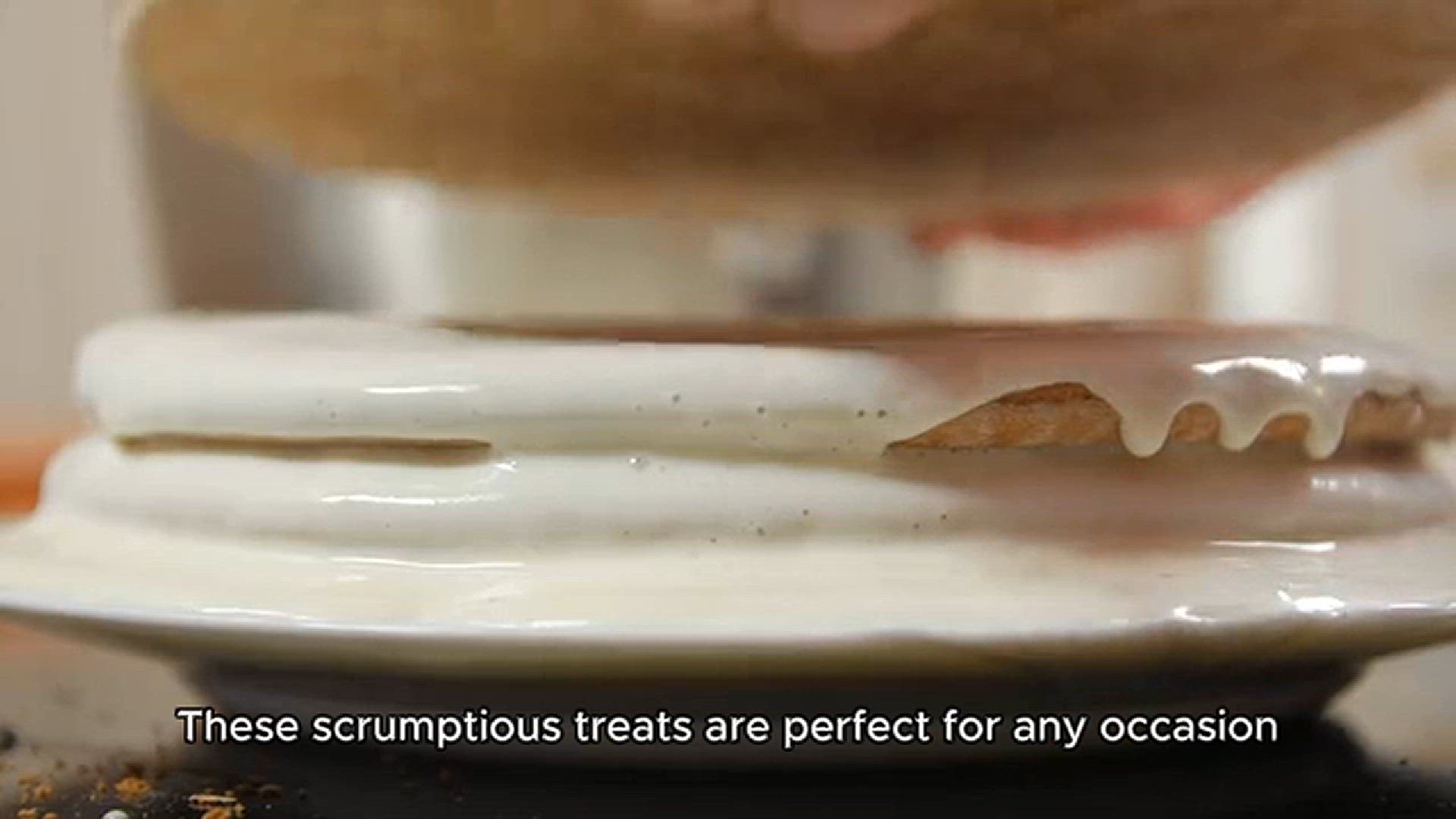 Video thumbnail for Puff Pastry Cream Horns Recipe