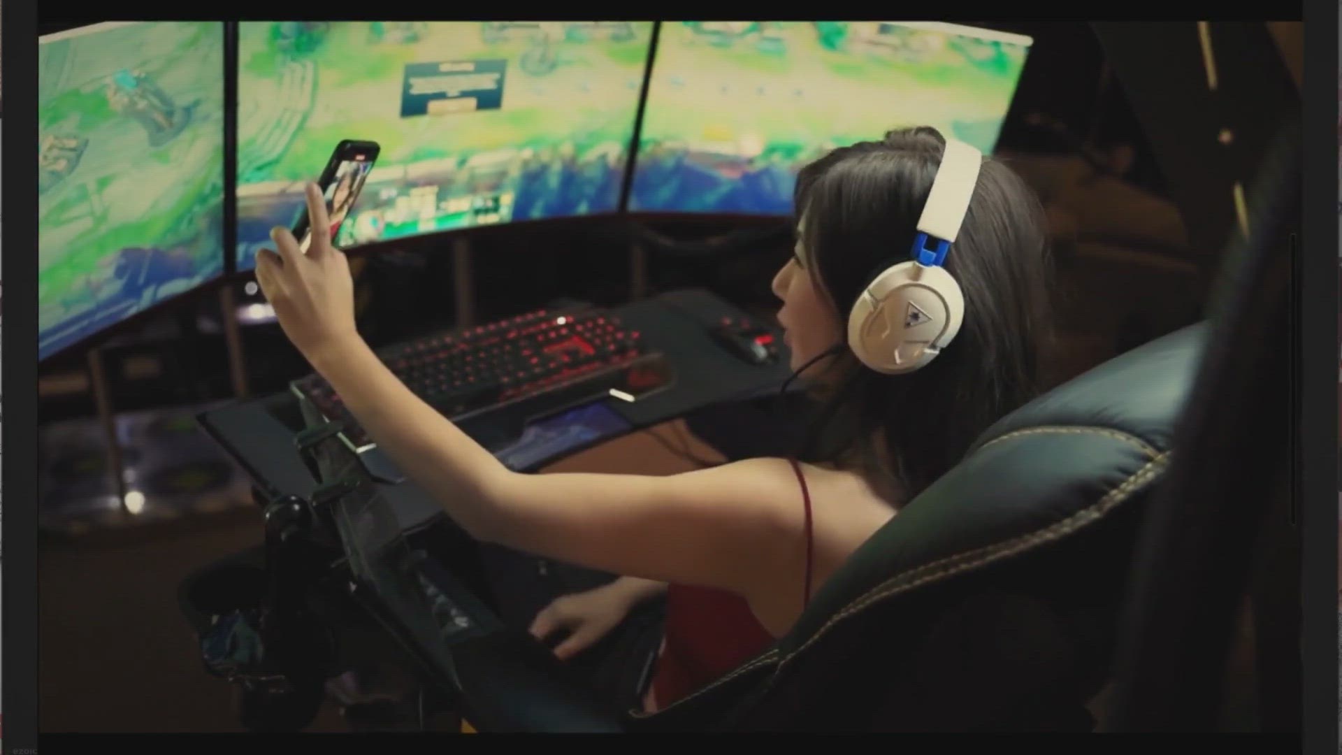 Video thumbnail for The Downfall of Mobile Gaming: A Closer Look at the Industry