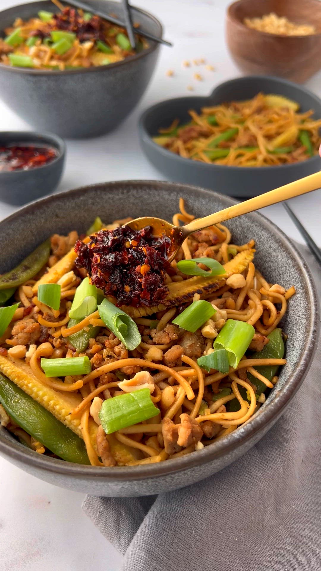 'Video thumbnail for Hoisin Pork Noodles'