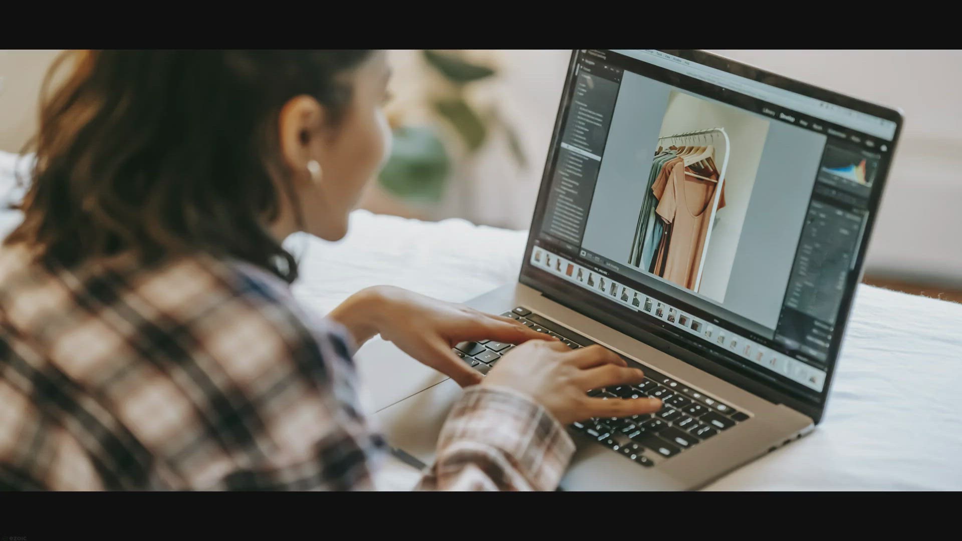 'Video thumbnail for Free Giveaway: Vovsoft Image to PDF Converter License Key for Effortless Photo-to-PDF Conversion!'