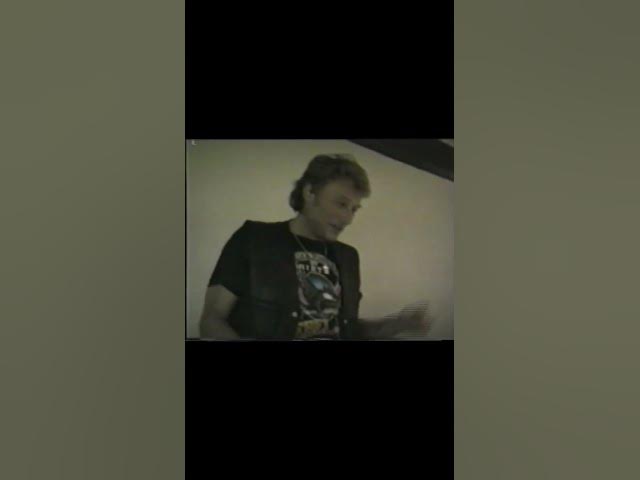 Video thumbnail for Johnny Hallyday