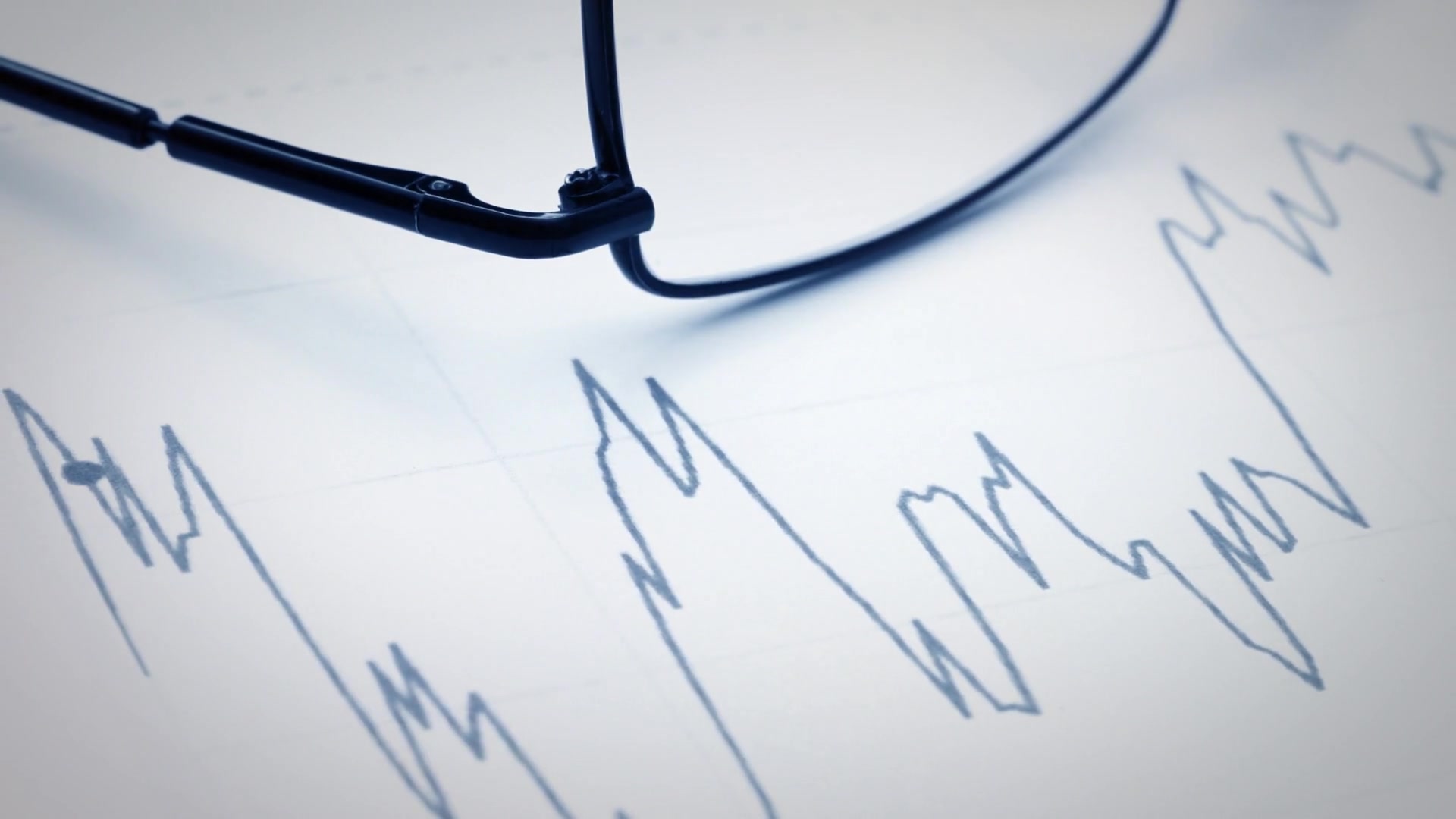 Video thumbnail for How Investing $25 a Week Can Make You a Millionaire by Retirement