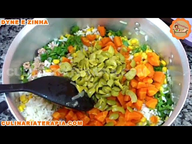 'Video thumbnail for ARROZ DE FORNO SIMPLES COM ATUM - Culinária Terapia por Dyne e Zinha'