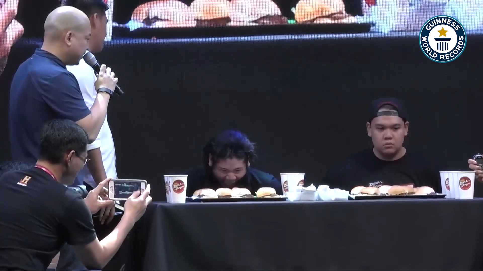 'Video thumbnail for Battle of the Burgers, record-breaking feats in Manila'
