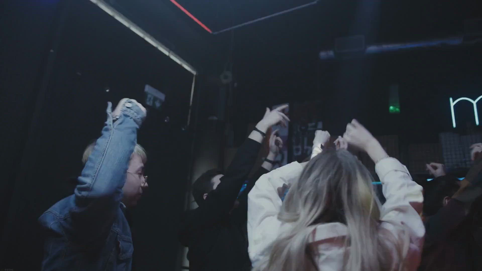 Video thumbnail for Finding Singles for Dating in Chicago: A Comprehensive Guide