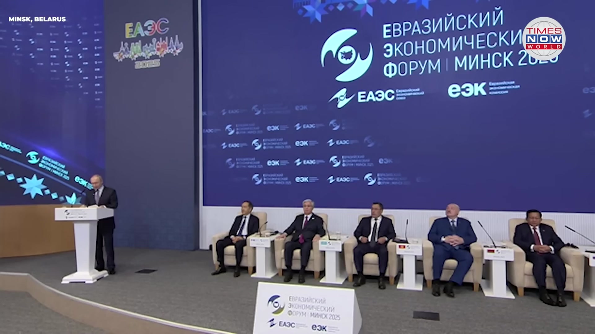 'Video thumbnail for Putin EXPOSES Western "ROBBERY" of Russian Assets - FULL SPEECH'