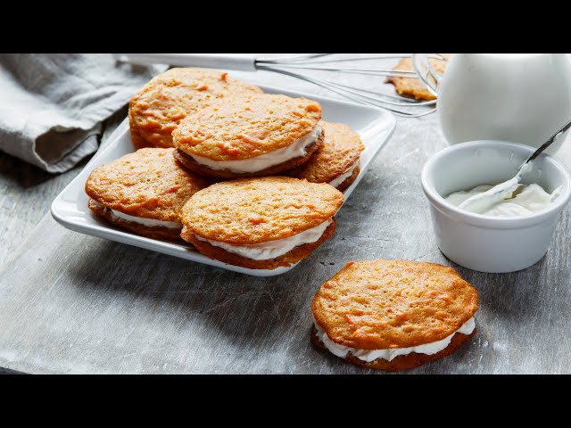 Video thumbnail for Healthy Carrot Cake Cookies: Video blog