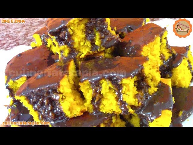 'Video thumbnail for Bolo de Cenoura Fofinho Super Leve com Cobertura de Chocolate Cremosa'