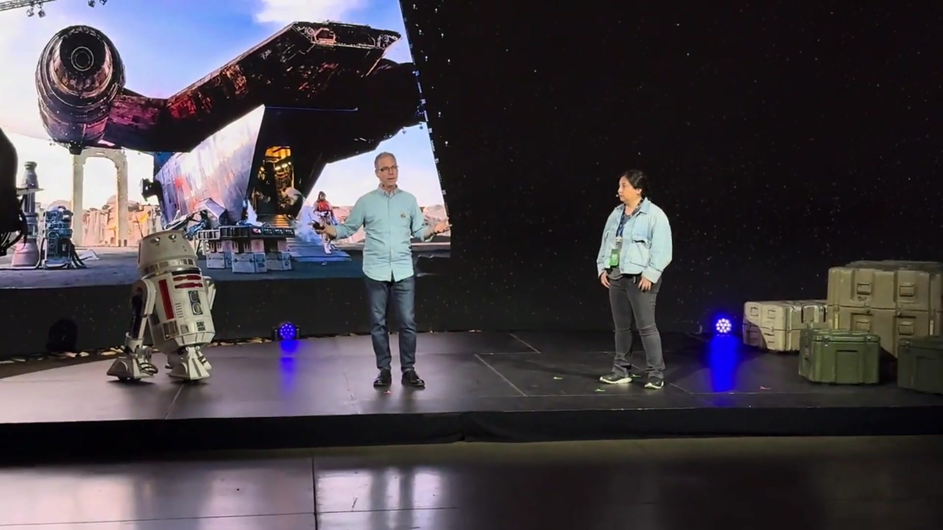 'Video thumbnail for ILM StageCraft - Demo of The Volume from The Mandolorian at D23'