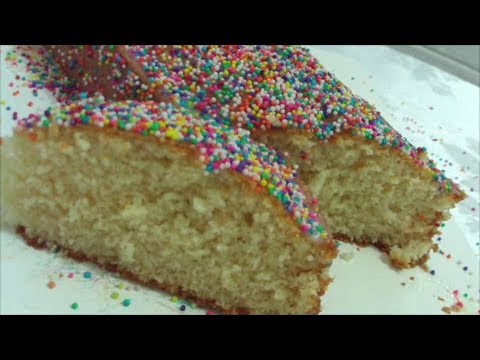 'Video thumbnail for Bolo simples e fofinho com cobertura de leite condensado e confeitos coloridos'
