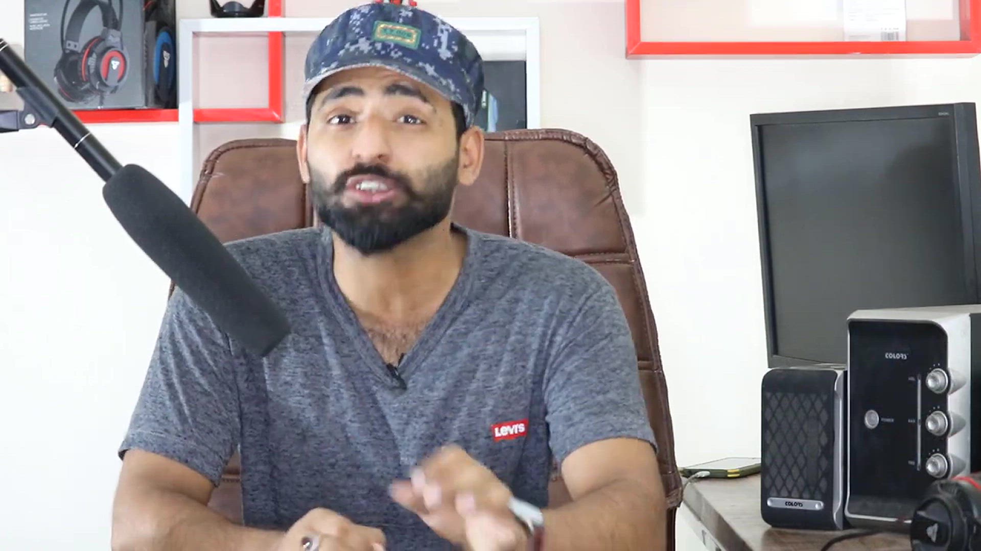 'Video thumbnail for Make 500$ Monthly _ How to Make Money By Article Writing - Blog Writing'