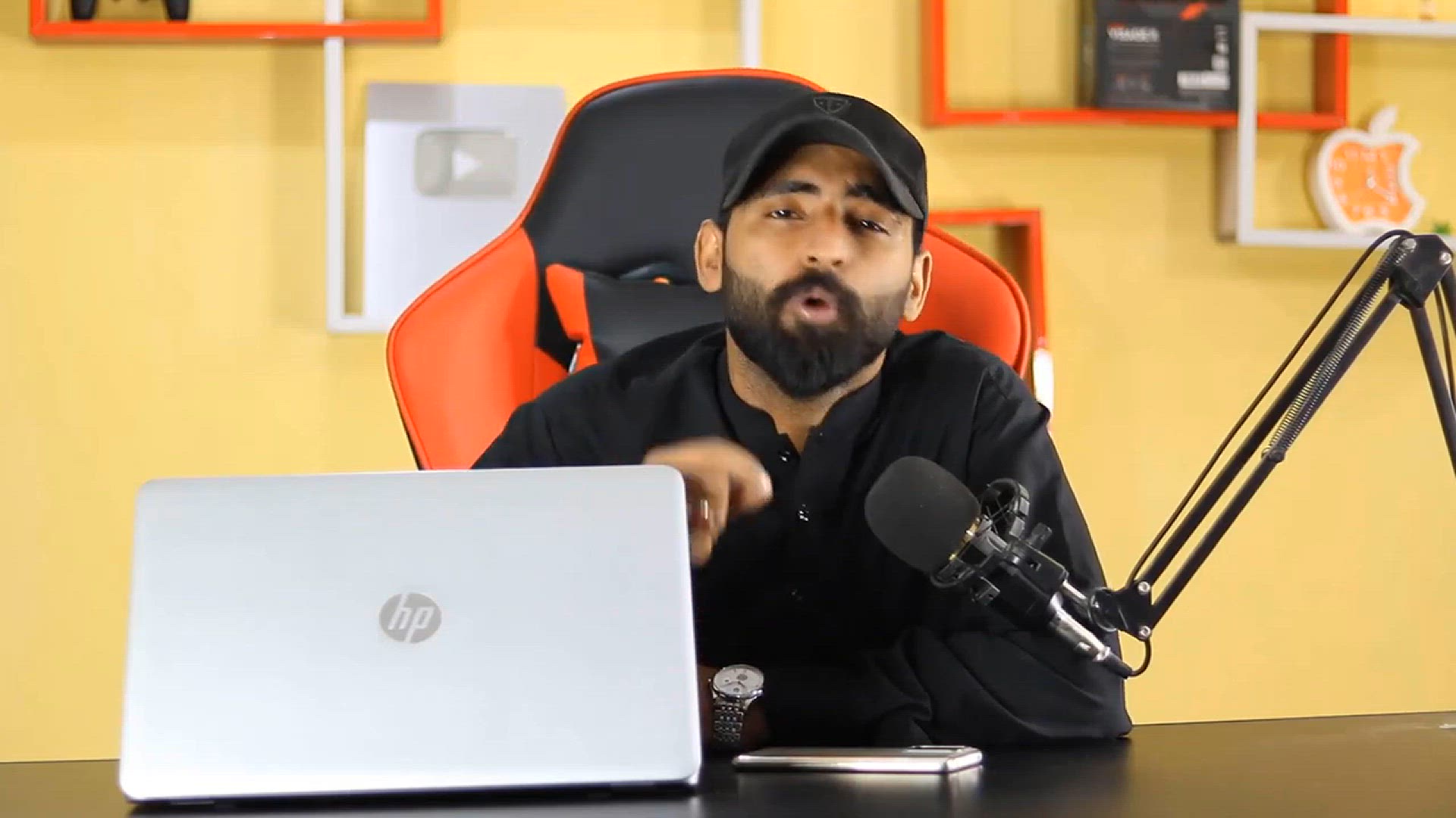 'Video thumbnail for Blogger vs WordPress for Making Money __ Blogging Konse Platform pr kare_'