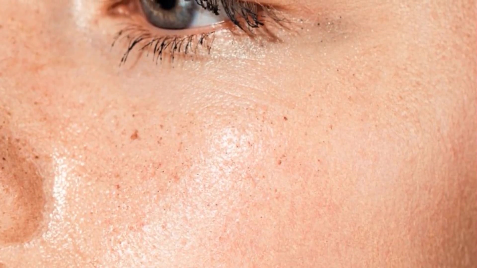 Video thumbnail for Everything You Need to Know About Retinol