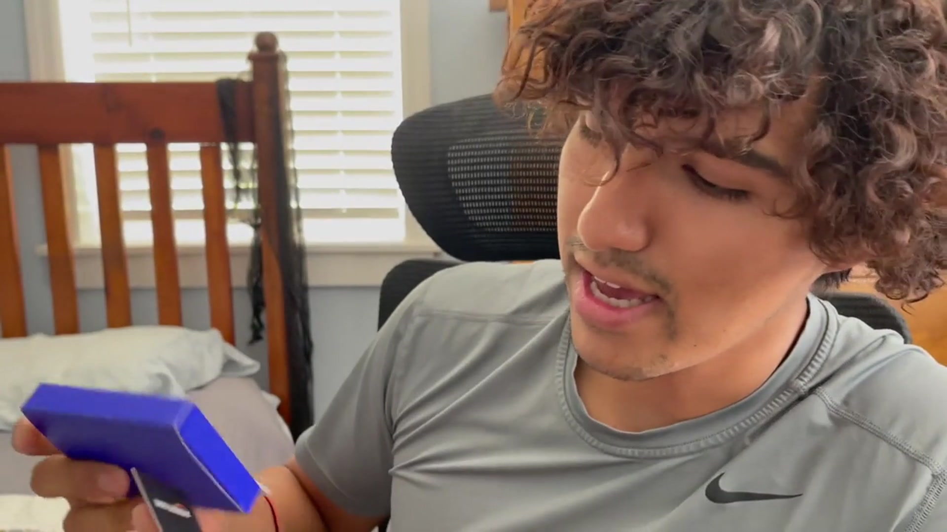 'Video thumbnail for Keychain Voice Recorder Review'