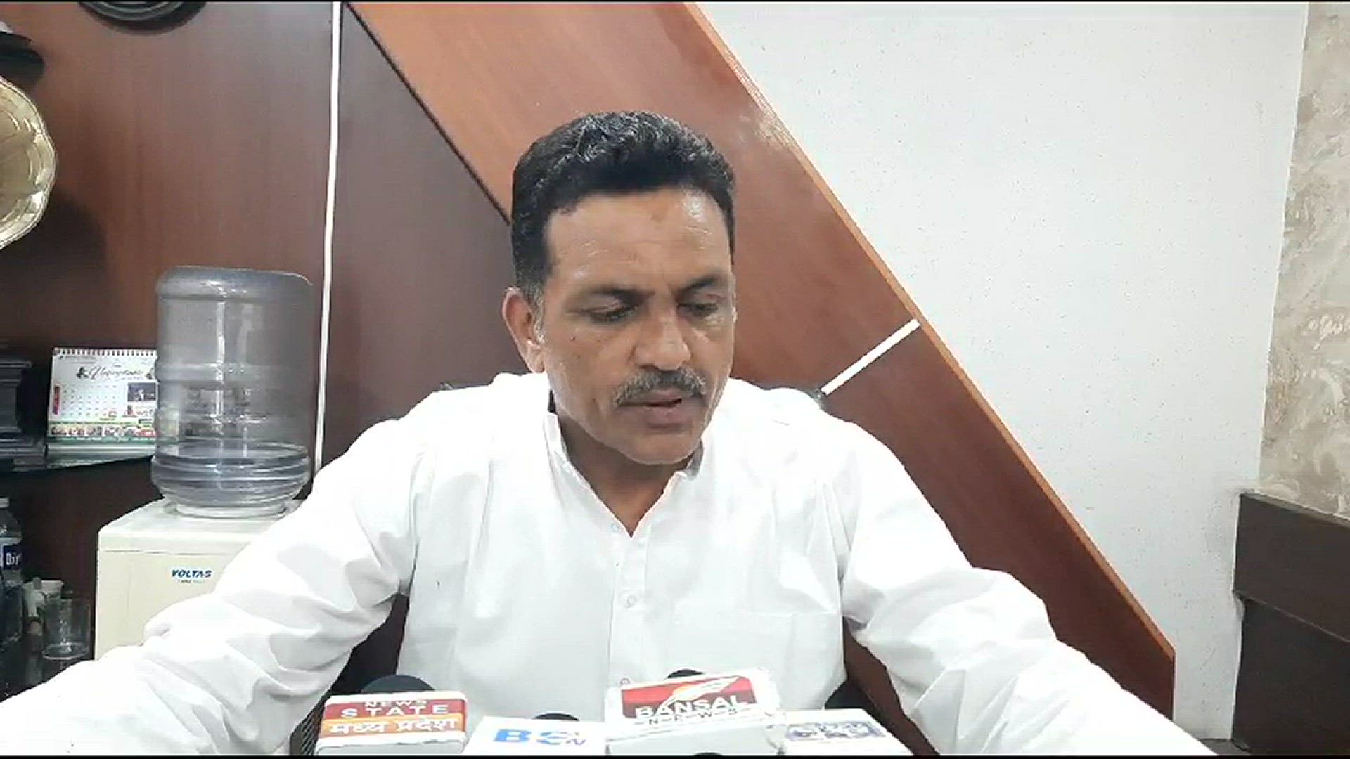 'Video thumbnail for MP NEWS HINDI जबलपुर स्मार्ट सिटी के तहत विकास की गति धीमी, जानिए पूरा मामला ।'