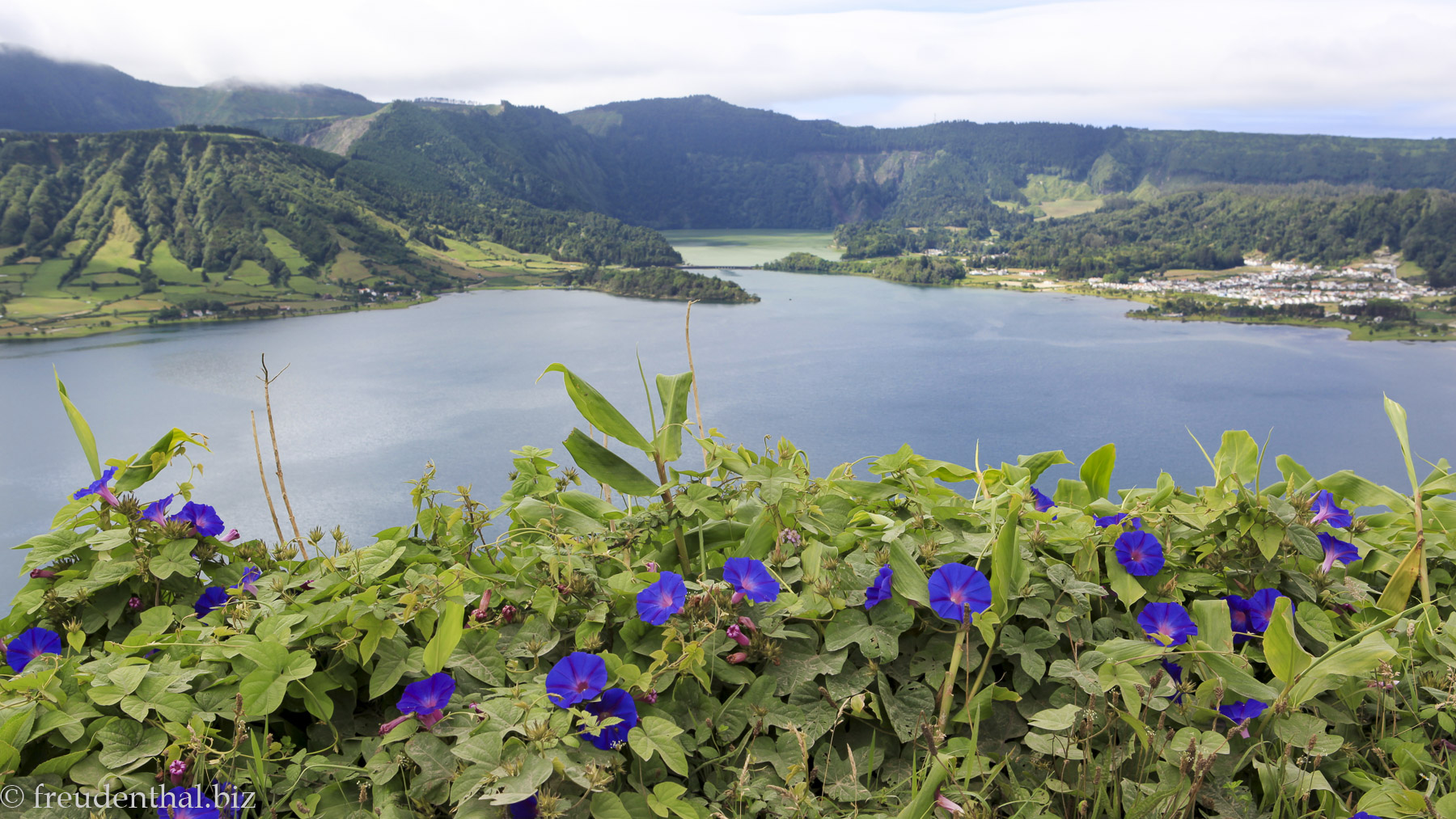 'Video thumbnail for Caldeira das Sete Cidades auf São Miguel | Azoren'