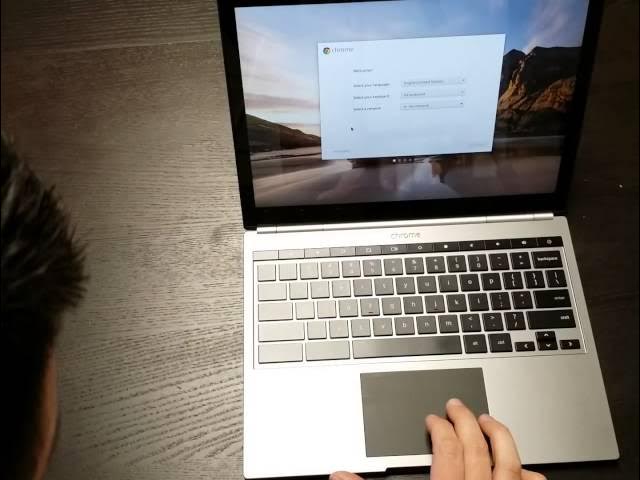 'Video thumbnail for Chromebook Pixel Unboxing'