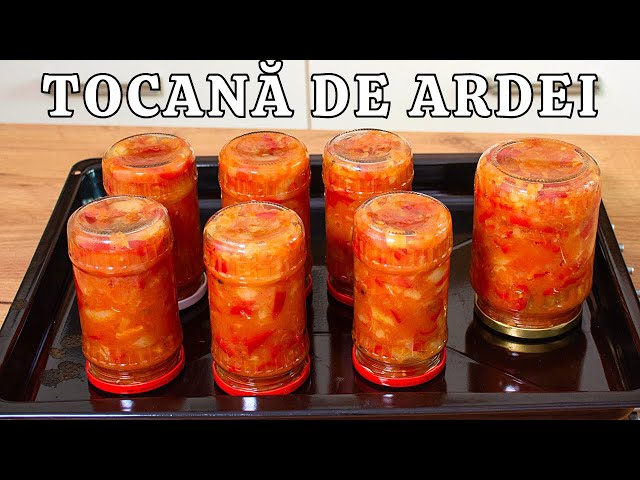 'Video thumbnail for 🌶️ TOCANĂ de ARDEI în sos de roșii - rețeta IEFTINĂ și ușoară pentru iarnă'