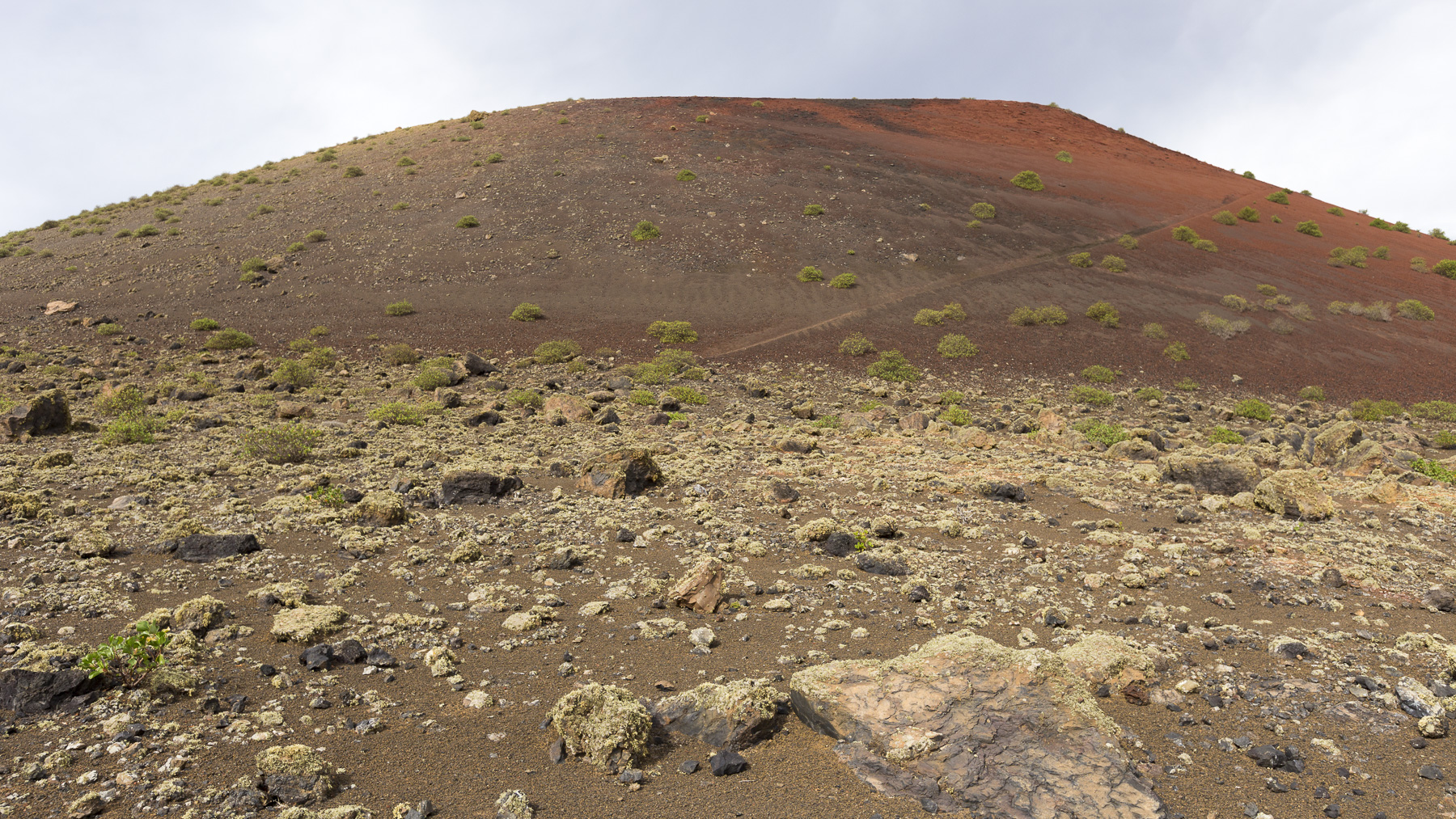 'Video thumbnail for Caldera Colorada | Lanzarote'