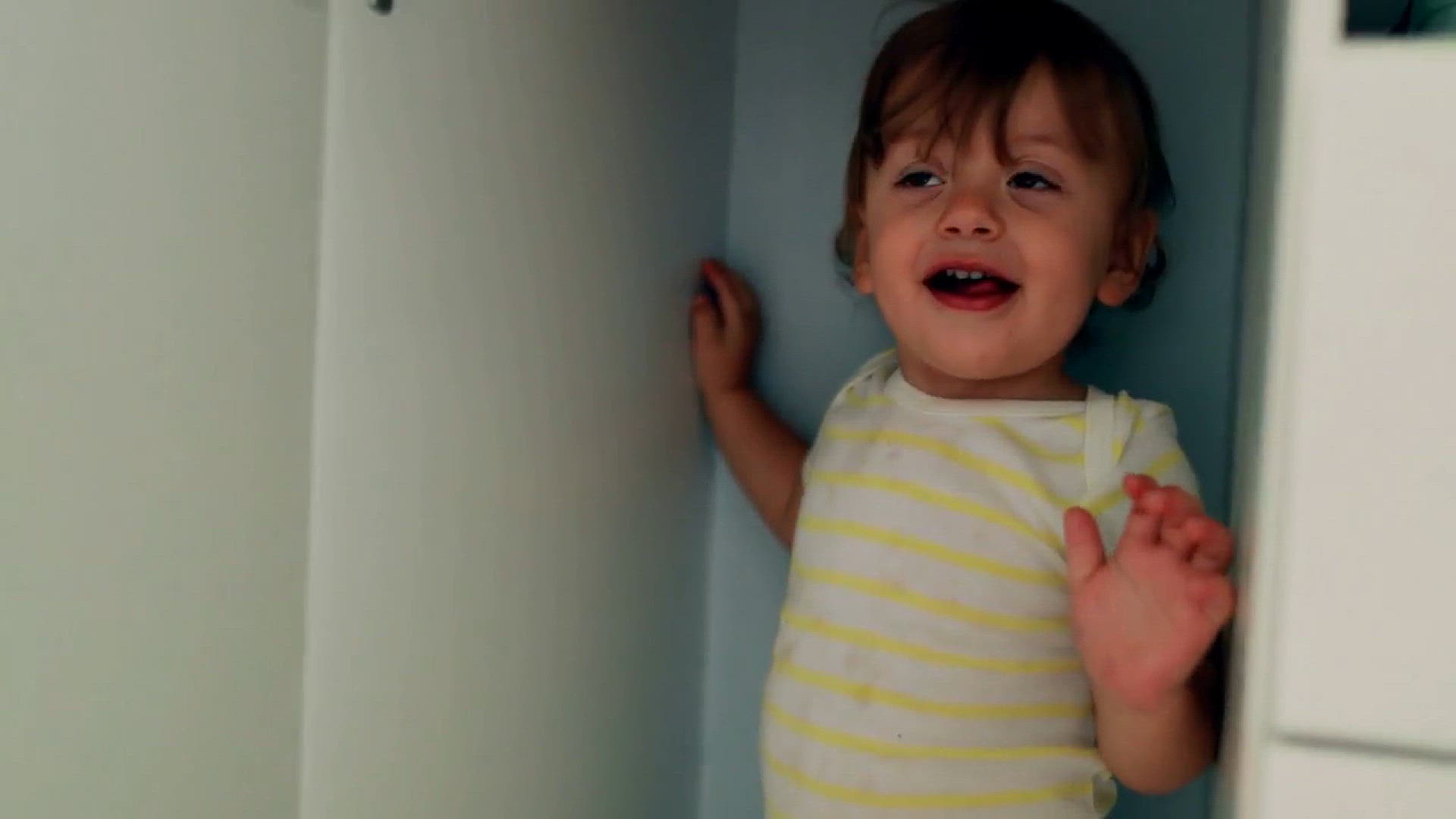 Video thumbnail for Fun Pocket Door Game: A Creative and Engaging Game for All Ages!