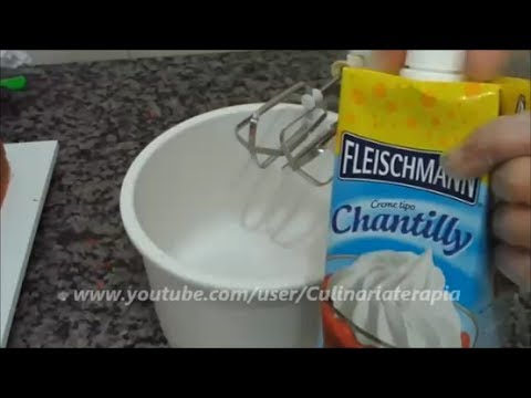 'Video thumbnail for COMO DA O PONTO NO CHANTILLY E APLICAÇÃO DE PAPEL DE ARROZ NO BOLO DECORADO DO PICA PAU'