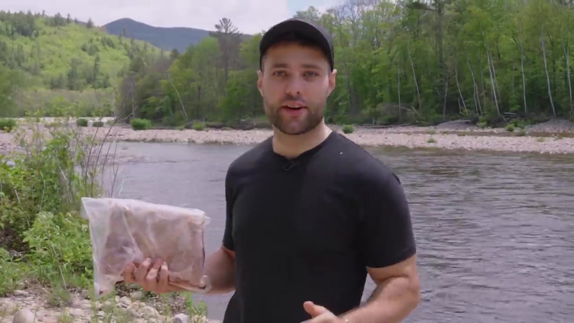 Video thumbnail for CAMPFIRE Tacos_ Wagyu Short Rib Cooked INSIDE fire(720P_HD)