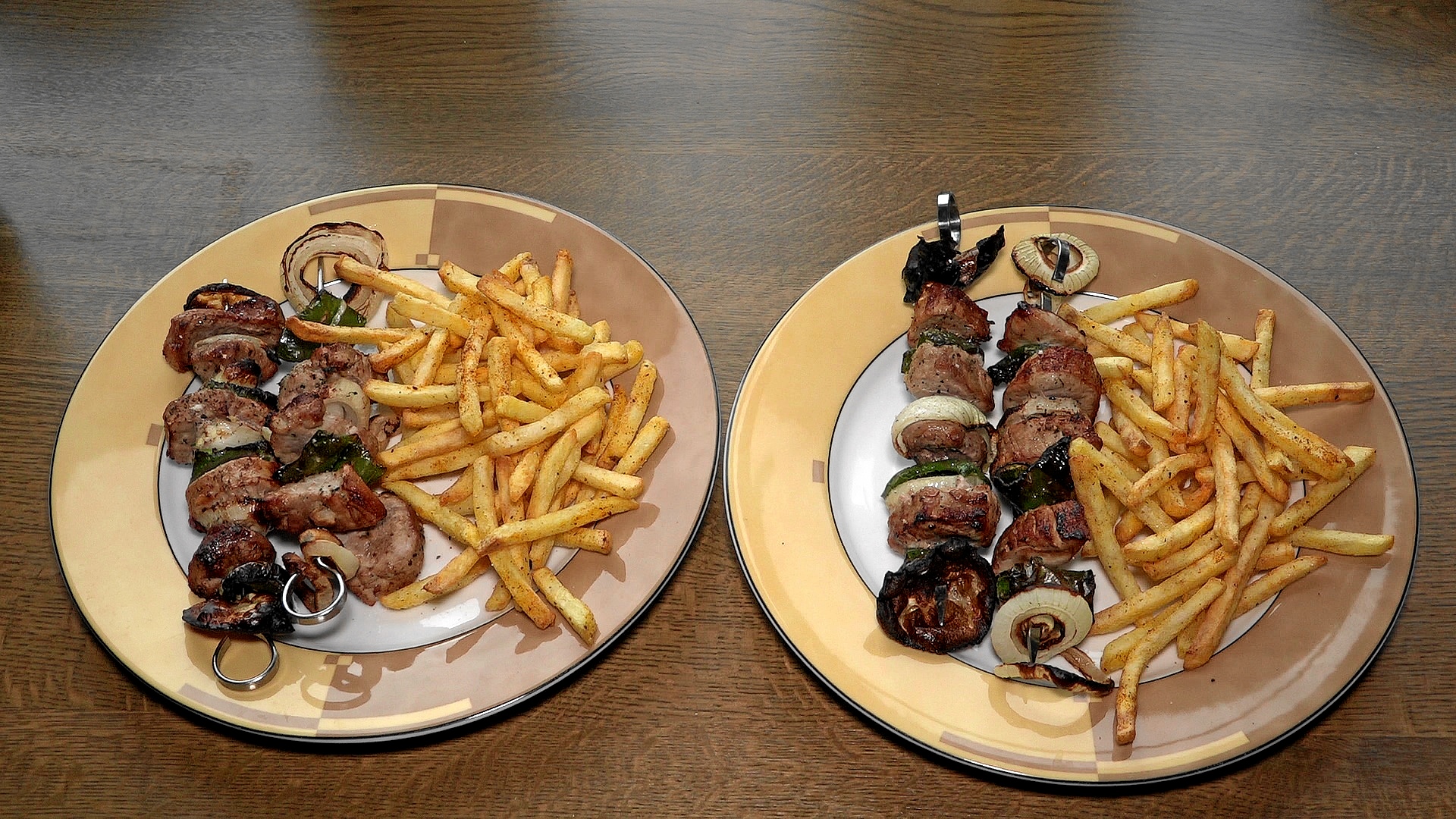 Video thumbnail for Schaschlik mit Pommes im Airfryer