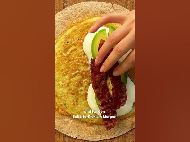 'Video thumbnail for Pancakes macht Platz! Hier kommt der Frühstücksburrito...😏🥓 #shorts #kochen #rezept #yummy'