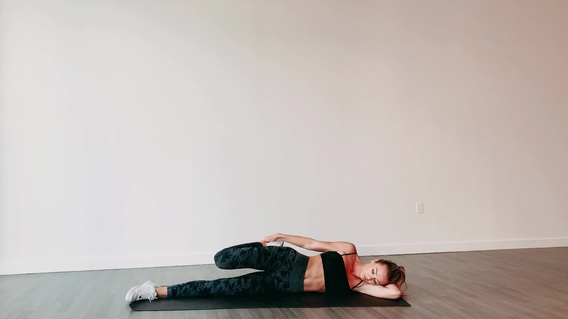 Video thumbnail for Lying Quad Stretch