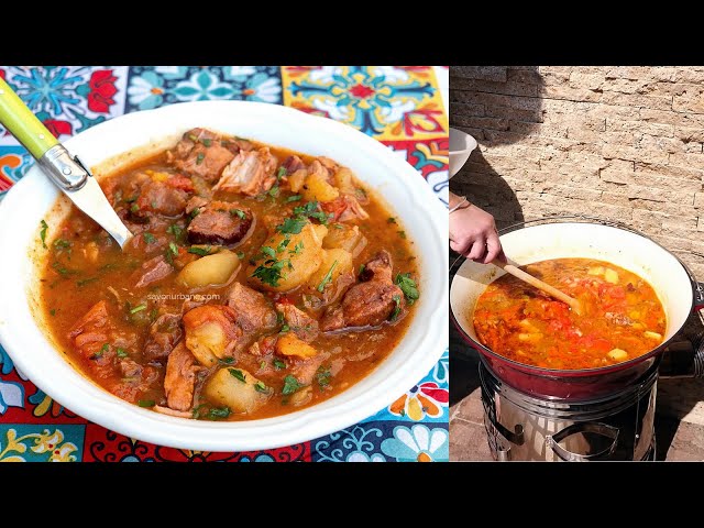 Video thumbnail for Bográcsos unguresc (ceaun, bograci) cu carne și cartofi la foc de lemne, la cătlan | Savori Urbane