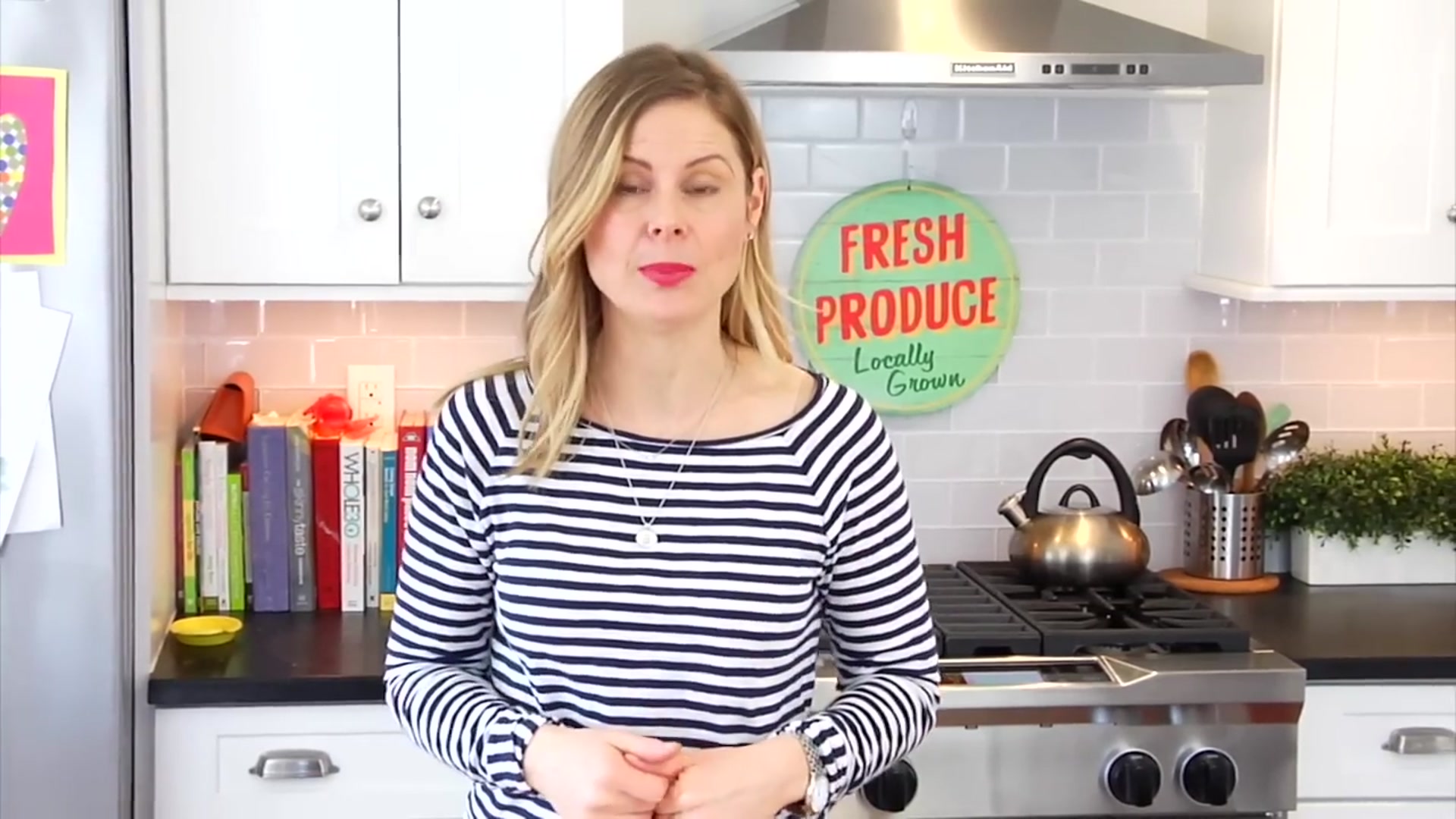 Video thumbnail for 25.AVOCADO BROWNIES ¦ easy, healthy recipe (720p 30fps)