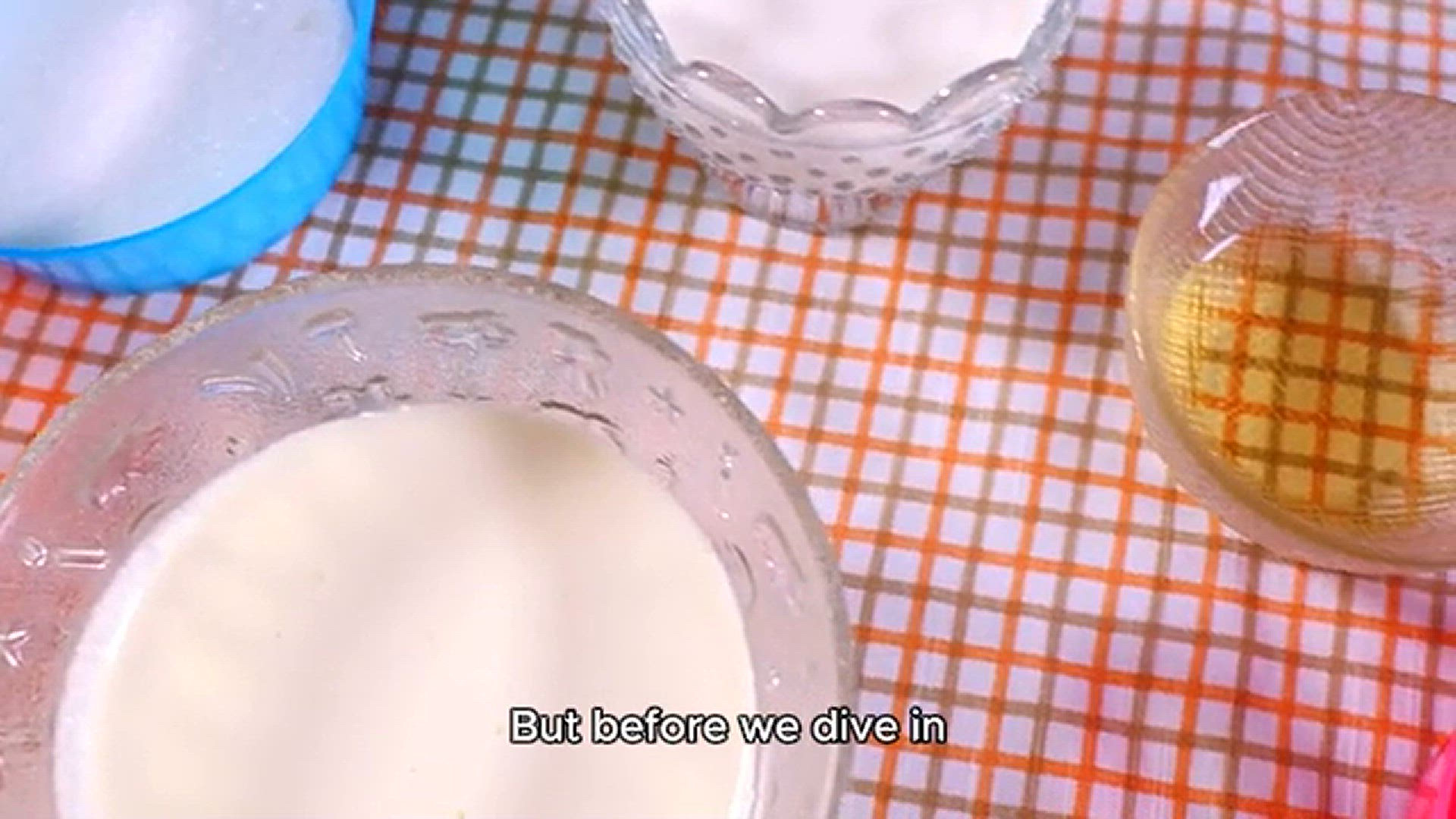 Video thumbnail for Pumpkin muffins recipe