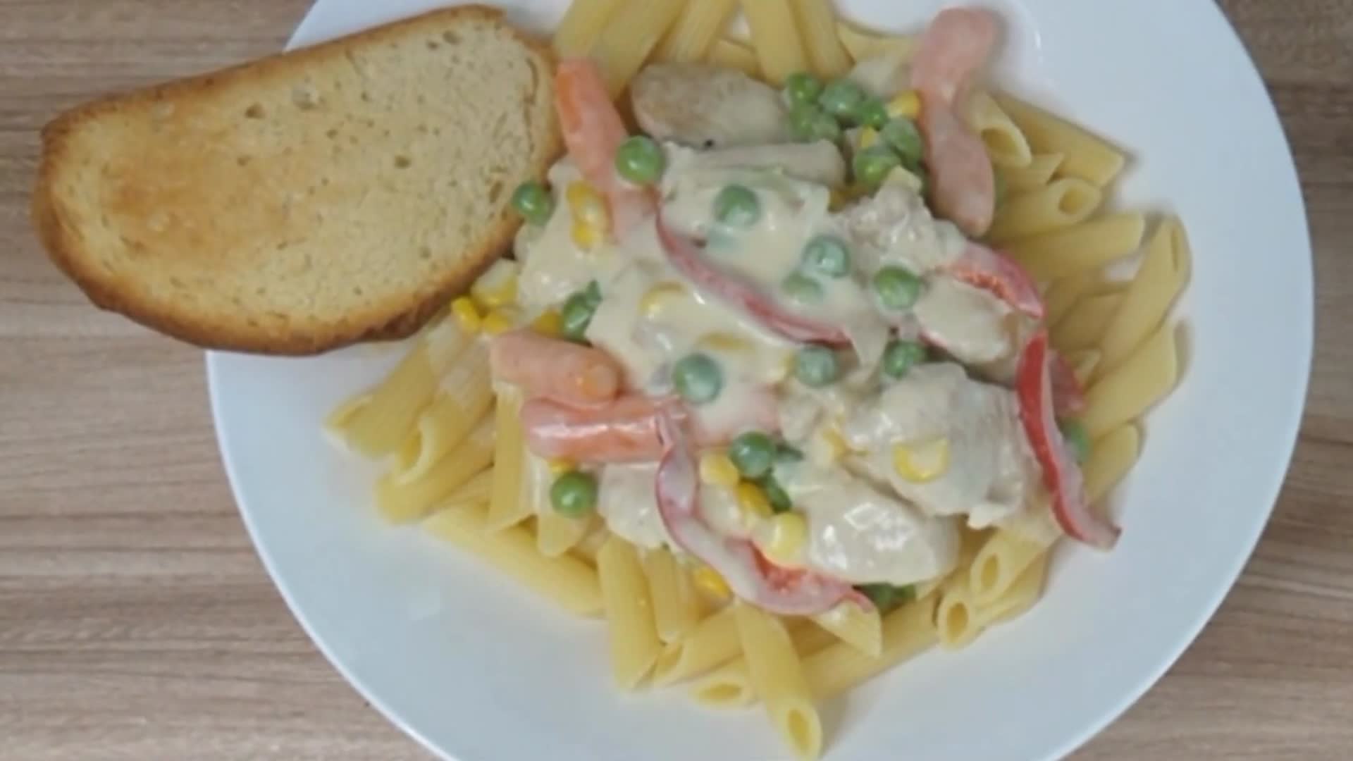 Video thumbnail for Easy Chicken a La King Recipe