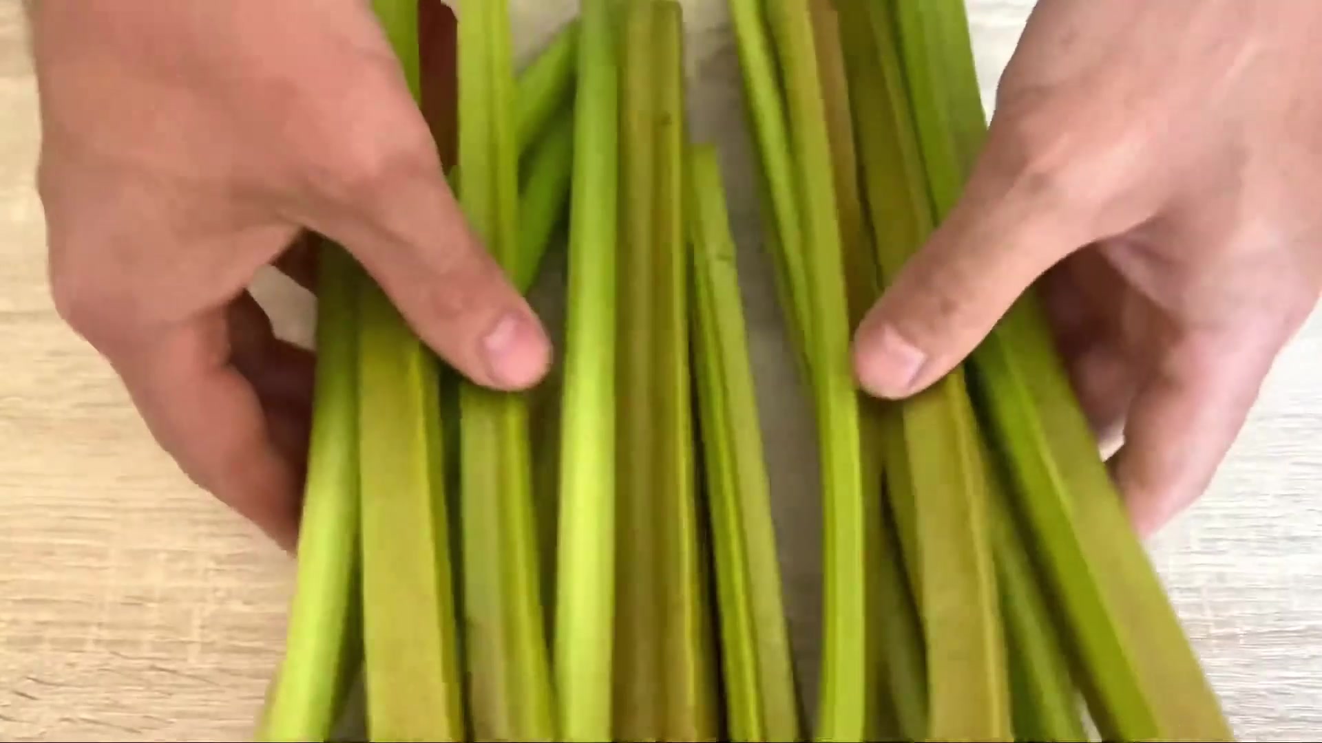 Video thumbnail for Rhubarb Jam with Orange & Ginger – Easy Homemade Recipe