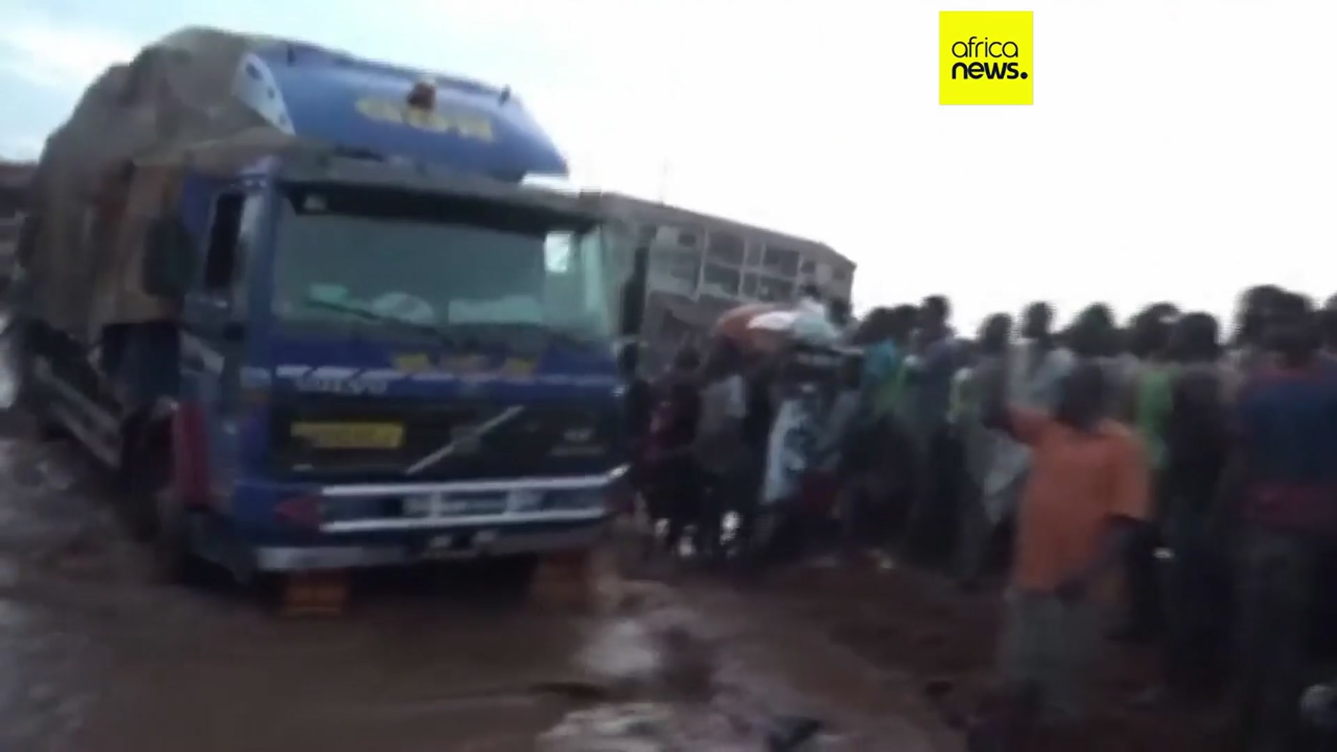 'Video thumbnail for Deadly floods sweep Nigeria'
