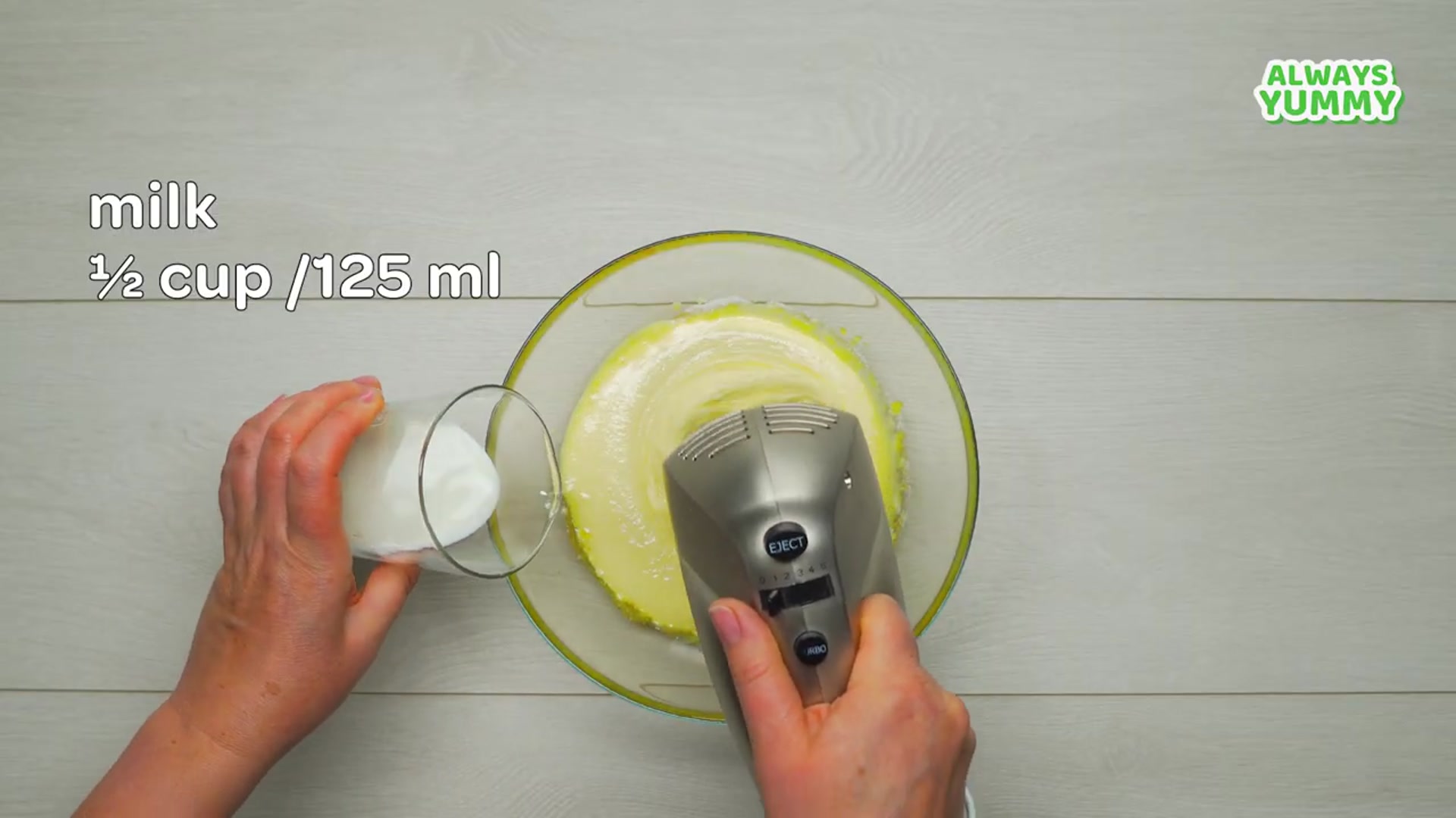 Video thumbnail for SOFT _ CREAMY_ Homemade Vanilla Ice Cream in 30 Minutes. Recipe by Always Yummy_(720P_HD)