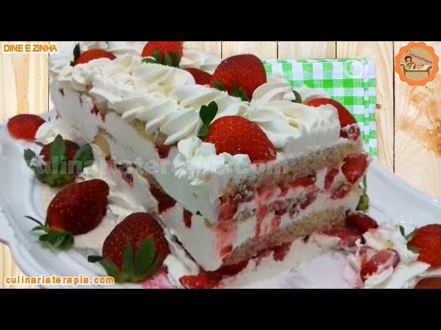'Video thumbnail for Aprenda Como Fazer Bolo Gelado Pavê Torta de Morangos com Creme'