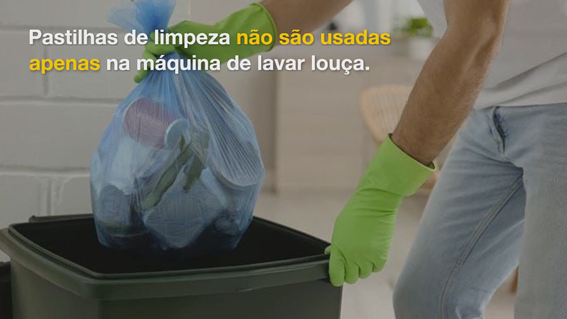 Video thumbnail for Coloque uma pastilha lava-louças na máquina de lavar: você não vai se arrepender!