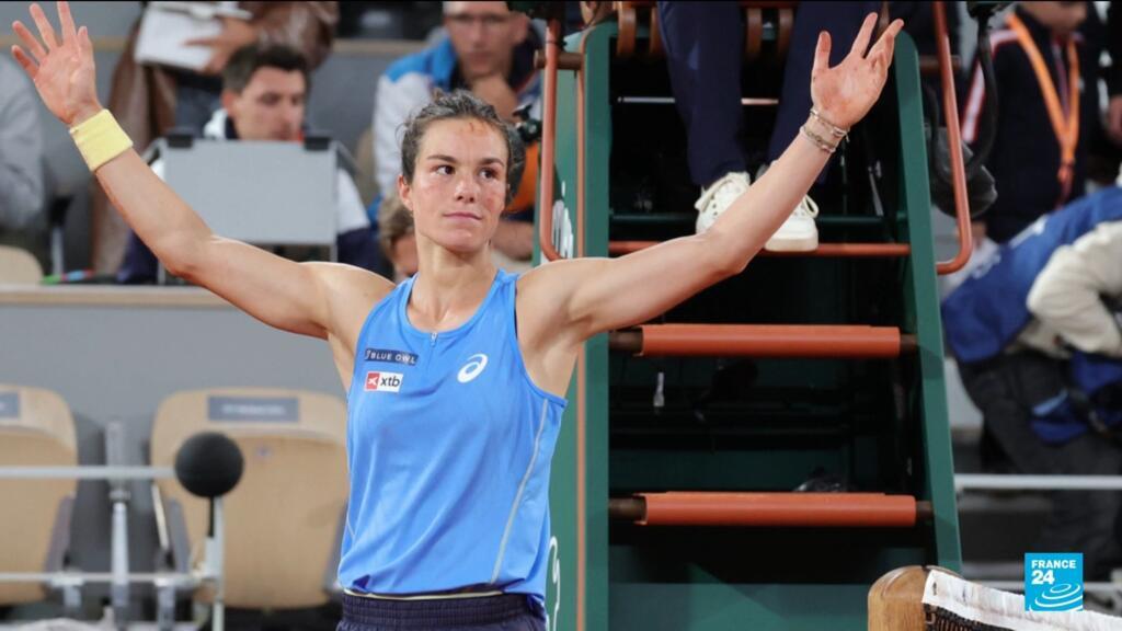 'Video thumbnail for Loïs Boisson, the rising star of French tennis'
