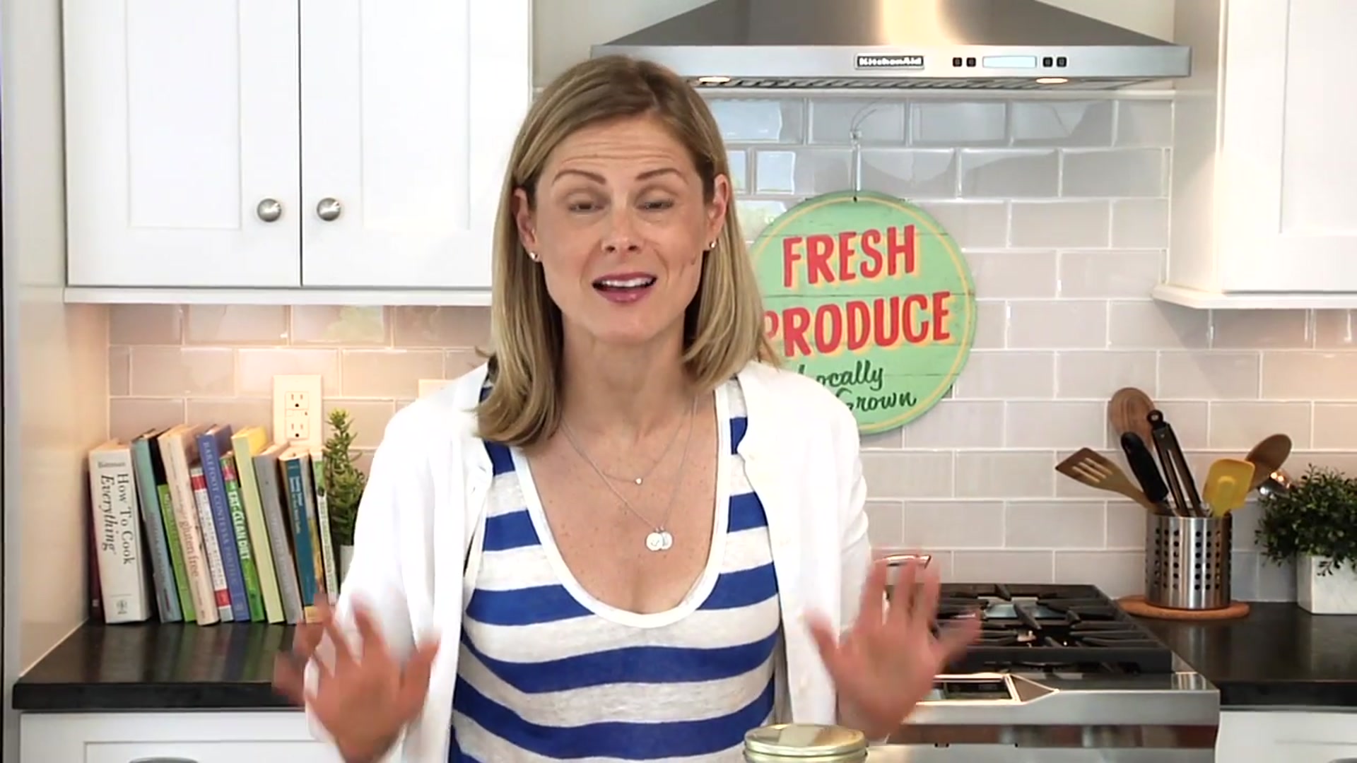 Video thumbnail for 37.How To Make Real Food Magic Shell - Clean & Delicious (720p 30fps)