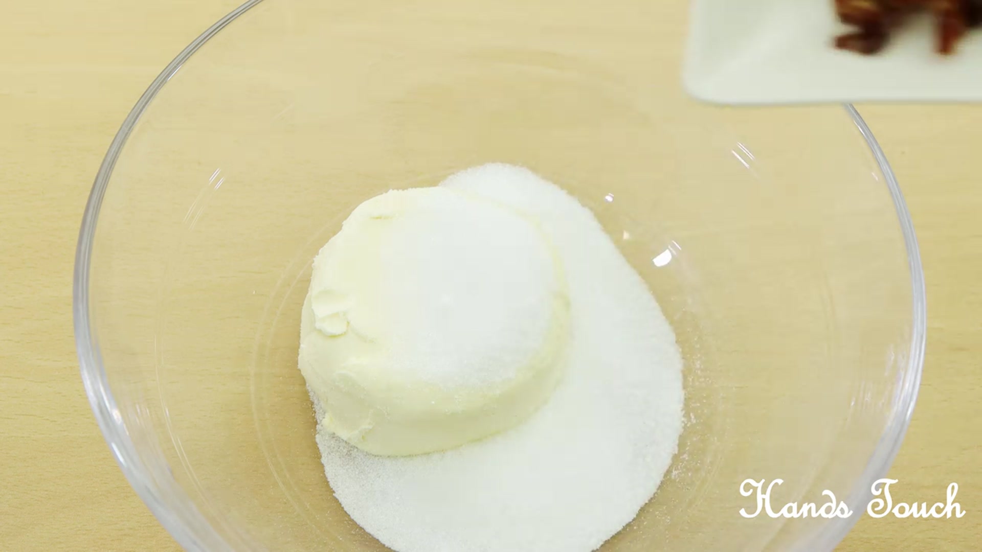 Video thumbnail for EASY CHOCOLATE LAYER CHEESECAKE RECIPE (NO BAKE)(720P_HD)