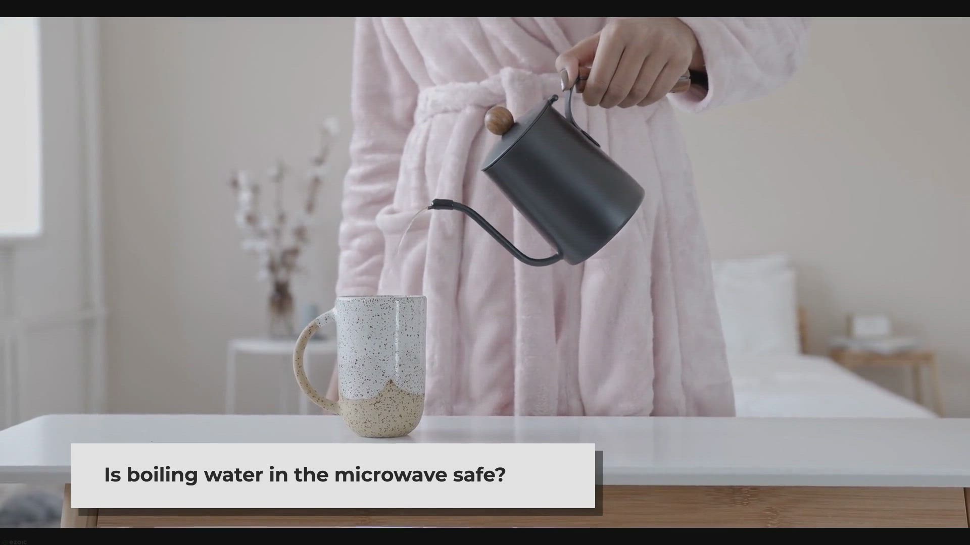 Video thumbnail for Why Boiling Water in a Microwave is a Bad Idea: Safety and Quality Tips