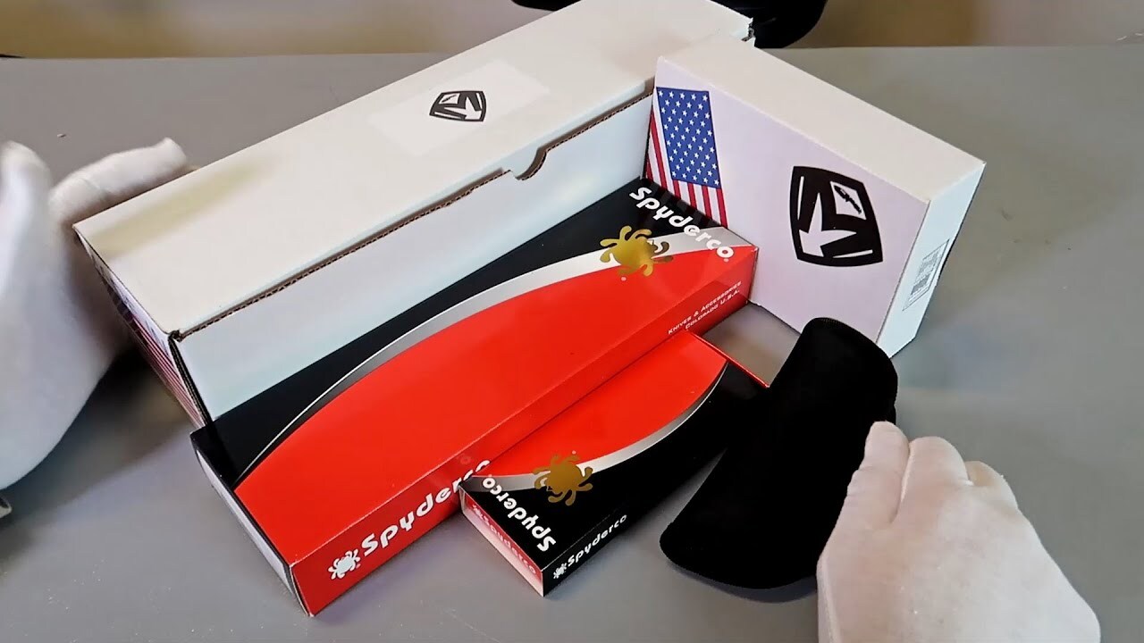 Video thumbnail for $3000 Hight End Knives Unboxing