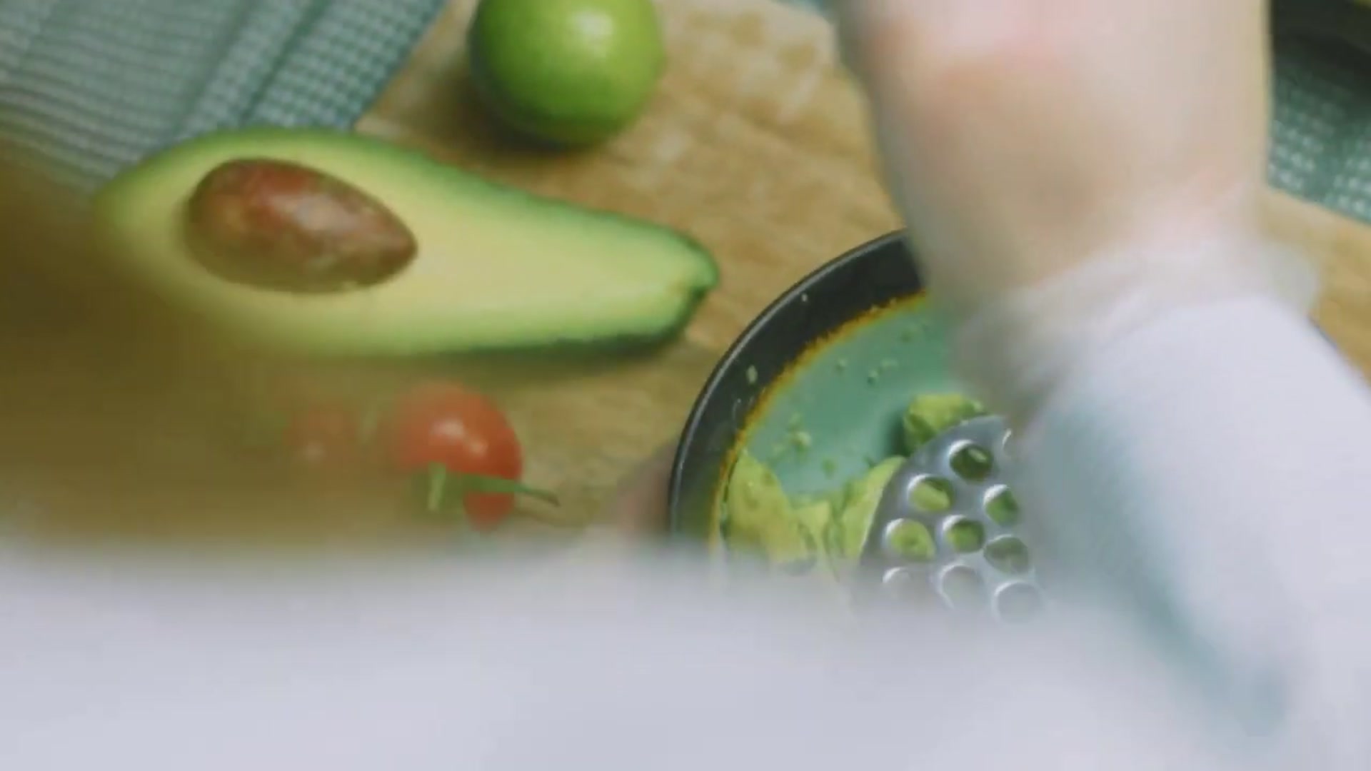 Video thumbnail for Top Hair Masks for 2025 ¦ Repair, Nourish & Revitalize Your Hair Naturally (720p 30fps)