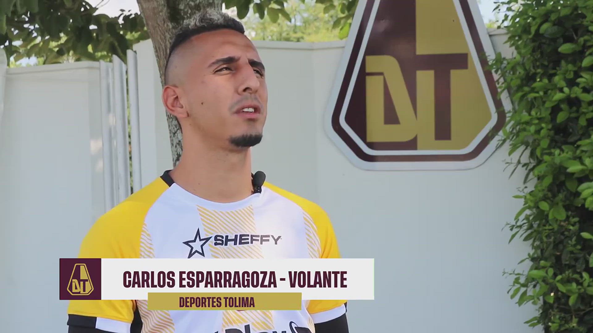 'Video thumbnail for Carlos Esparragoza y su continuidad en Deportes Tolima para 2024'