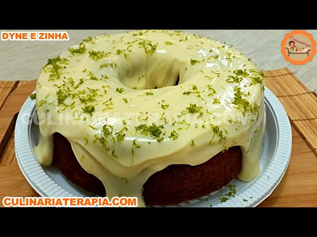 'Video thumbnail for Bolo Fofinho Verde de Limão com Cobertura Cremosa'