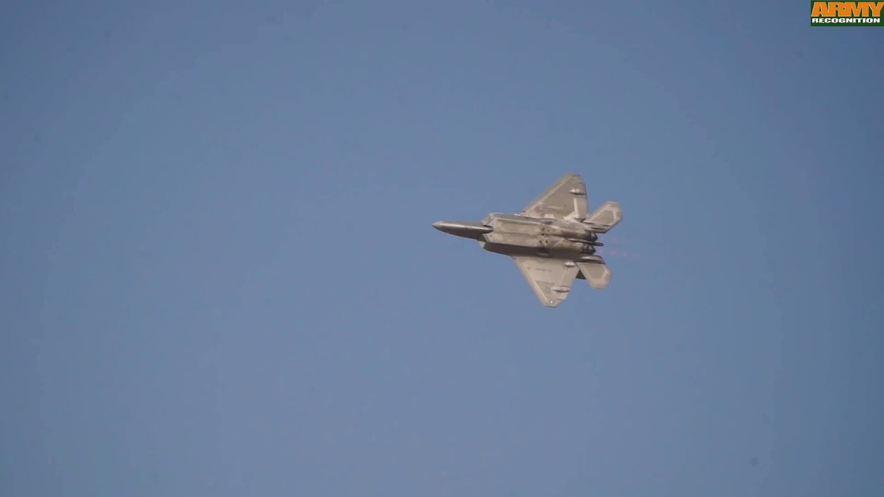 'Video thumbnail for Dubai Airshow 2015 Day 1: Military  Aircraft Flight Demonstrations'