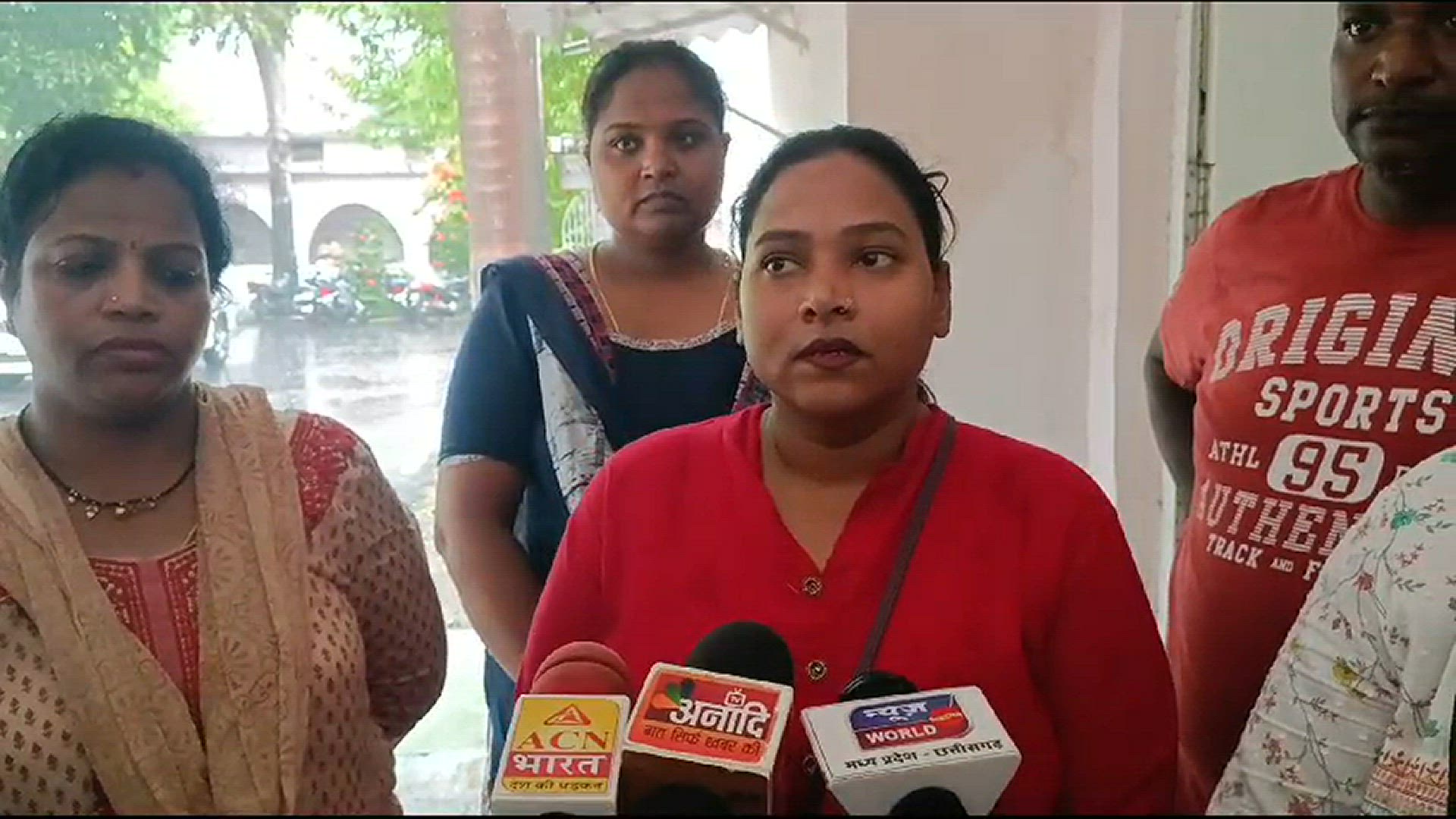 'Video thumbnail for Jabalpur News In Hindi : नाथन परिवार बेवजह कर रहा परेशान'